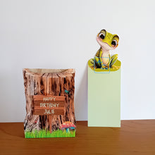 Load image into Gallery viewer, Frog pop out card