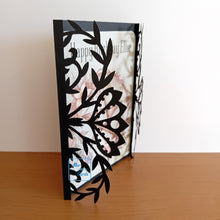 Load image into Gallery viewer, Floral pentacle ornate gatefold card