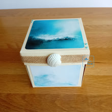 Load image into Gallery viewer, Beach cake
