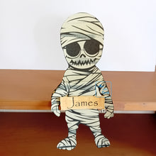 Load image into Gallery viewer, Mummy shelf card
