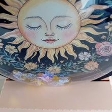 Load image into Gallery viewer, Sun snowglobe
