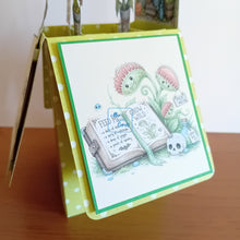 Load image into Gallery viewer, Carnivorous Plants pop up box card
