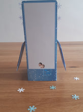 Load image into Gallery viewer, Cute penguin Christmas pop up box card
