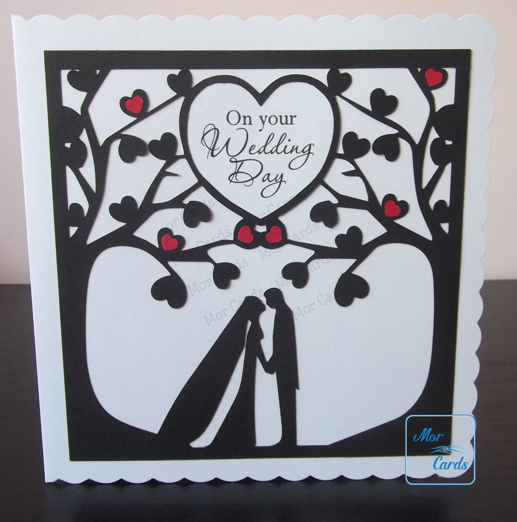 Wedding tree & couple Wedding or Anniversary card